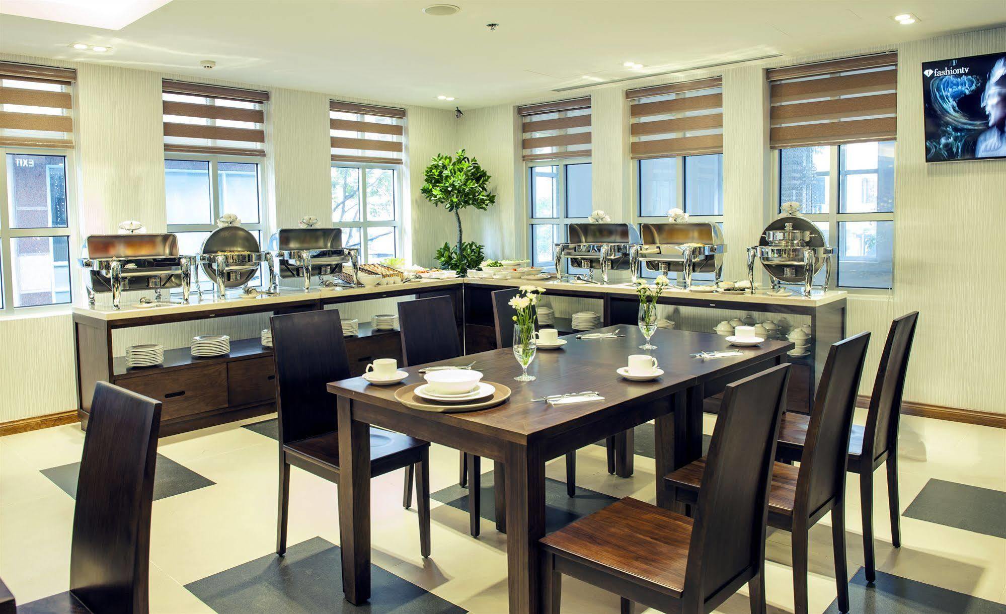 Sonnet Saigon Khách sạn 3*